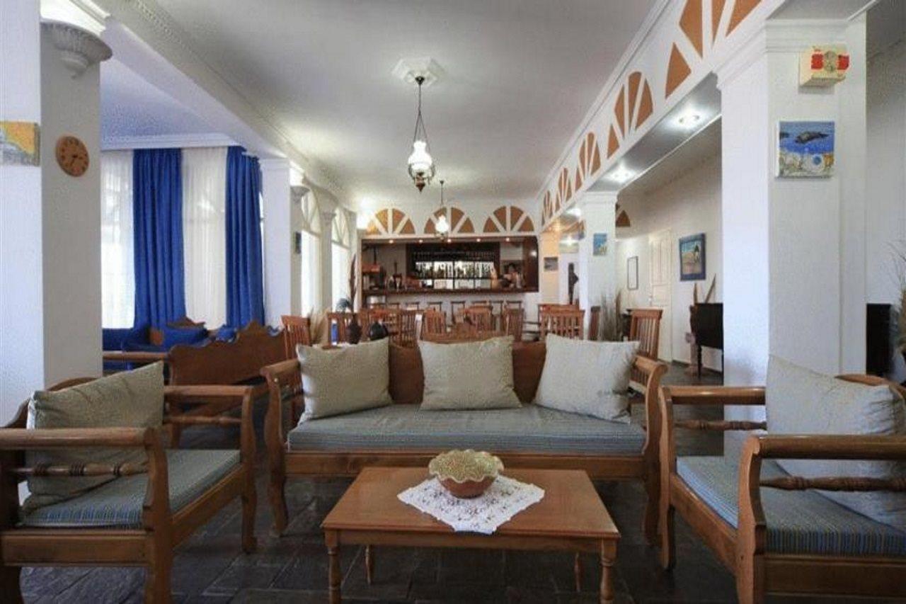 Rivari Santorini Hotel Kamári Exterior foto